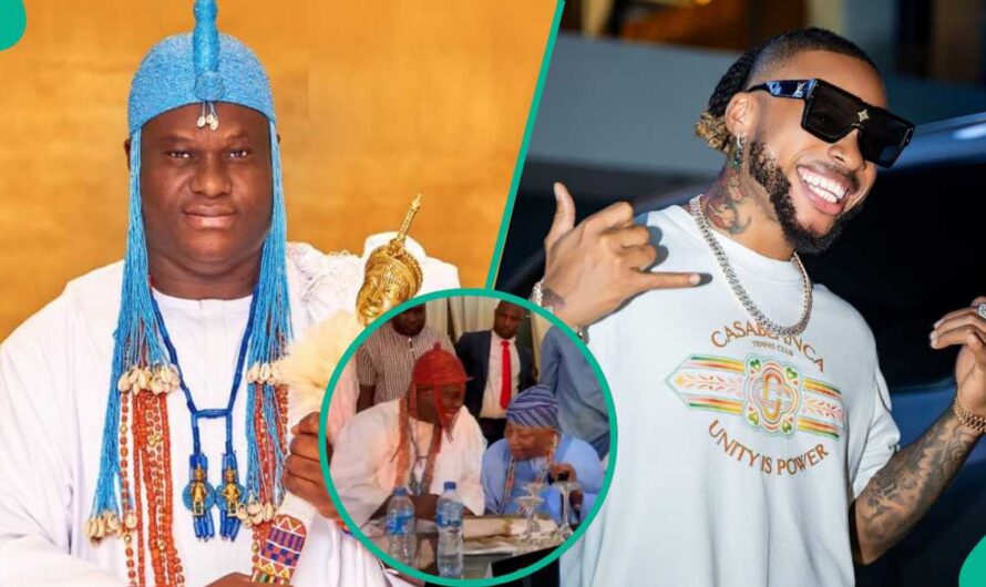 “Poco Lee with crown”: Backlash as Ooni of Ife graces Baba Ijebu’s 89th birthday party, video trends