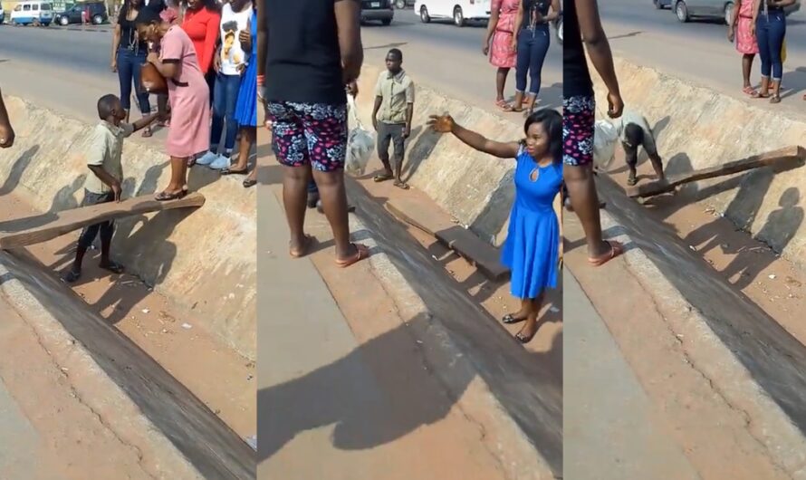 Man manually operates a makeshift bridge in town to make ends meet (WATCH)